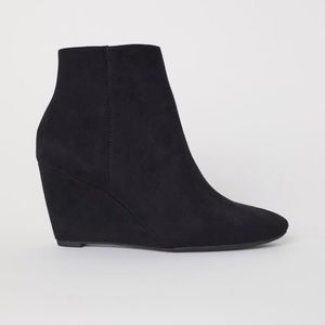 Black H&M booties